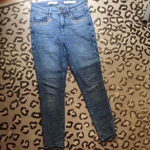 Anthropologie brand Pilcro Jean w/ Pearls